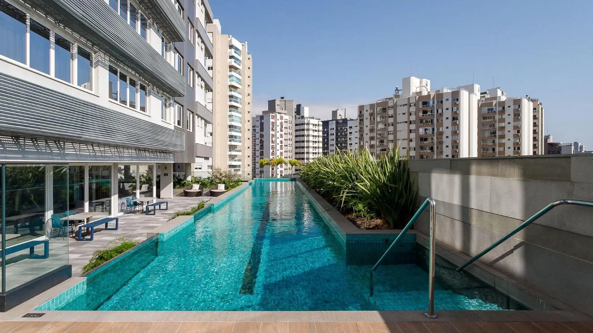 Studio 7 Ed. Milano_Bela Vista Mar Florianópolis Apartmán